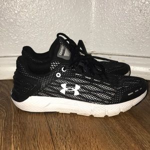 Under Armor Charge Rogue Running shoes